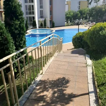 Fort Noks النايت
